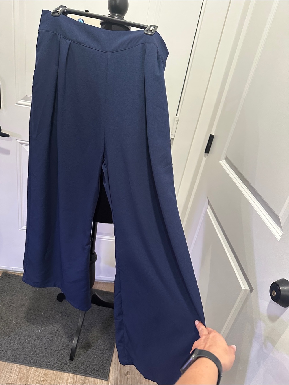 SHEIN Navy Wide-Leg Palazzo Pants